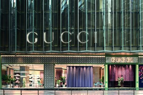 gucci shop landmark flagship